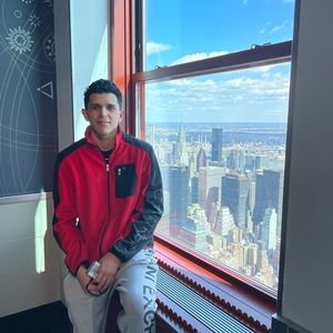 Meet your Posher, Christian